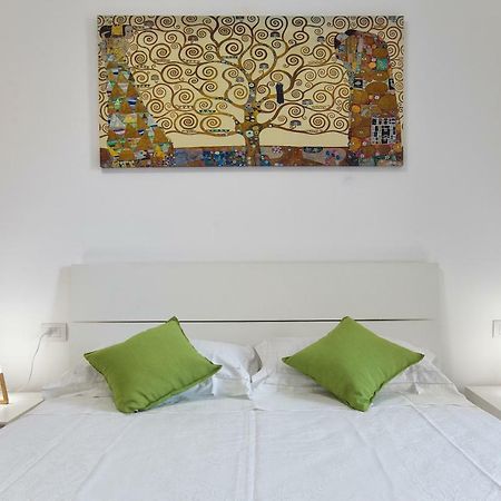 House Garden E Sky Apartment Alghero Bagian luar foto