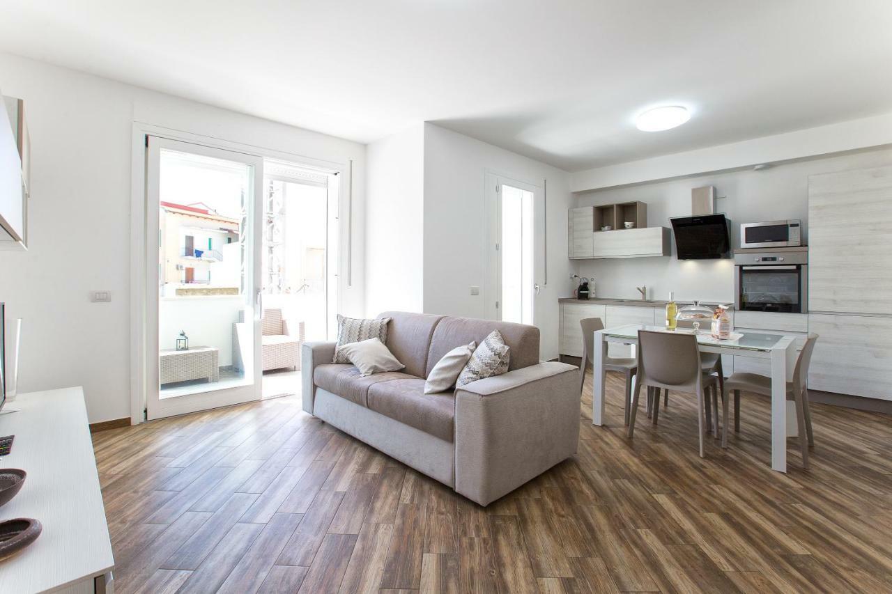 House Garden E Sky Apartment Alghero Bagian luar foto
